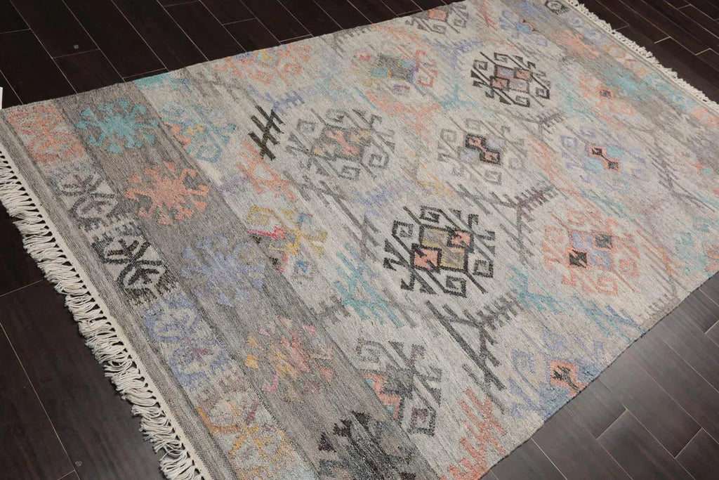 5' x 8' Indoor Outdoor Hand Woven 100% Recycled PET Yarn Modern Kilim Area Rug Beige