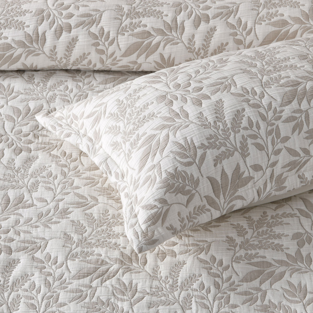NNEDSZ Bianca Ameila Stone Jacquard Quilted Foliage Bedspread Set Super King
