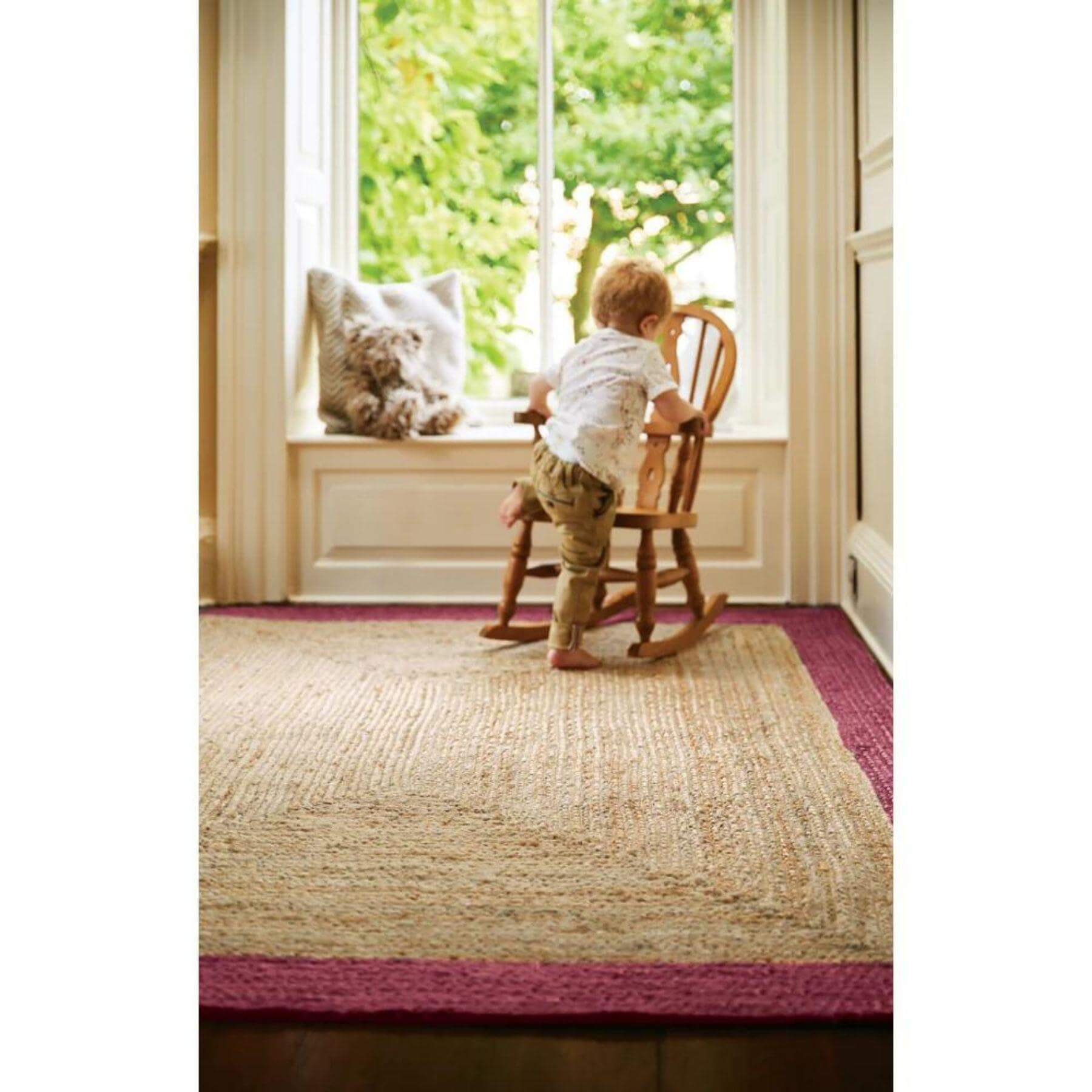 Bordered Raspberry Jute Rug