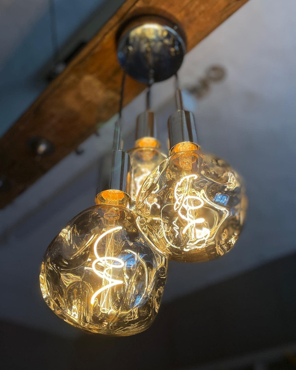 Triple Neo Cluster Pendant Light