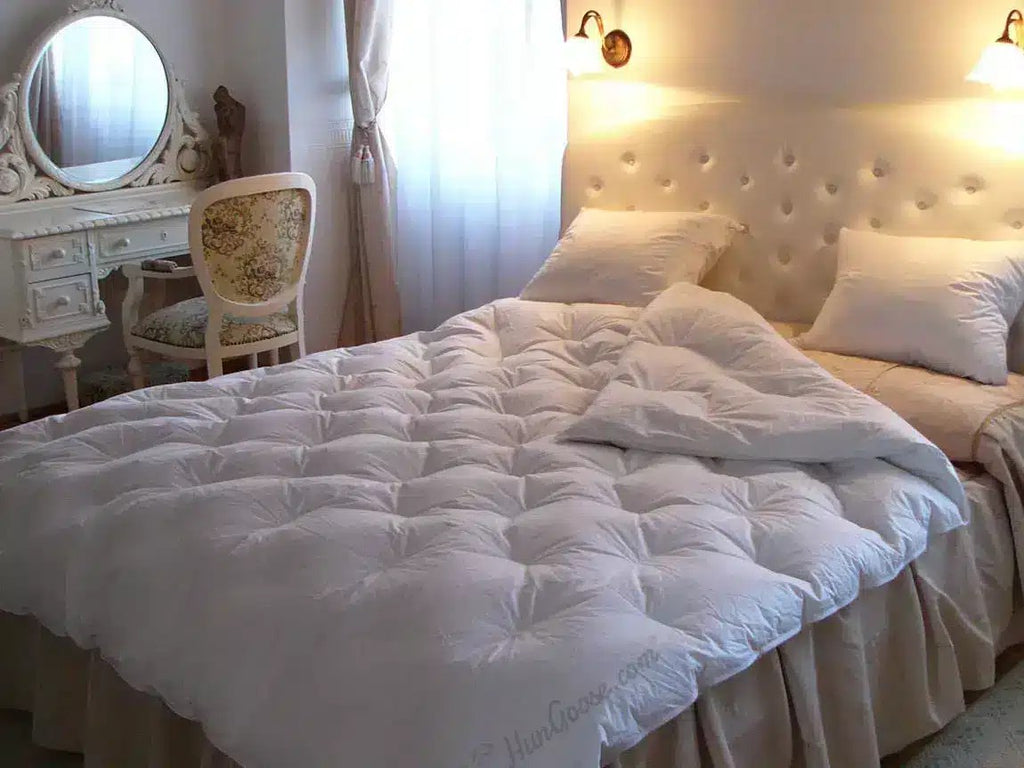 Honeycomb Stitch- Interior Design Goose Down Comforter